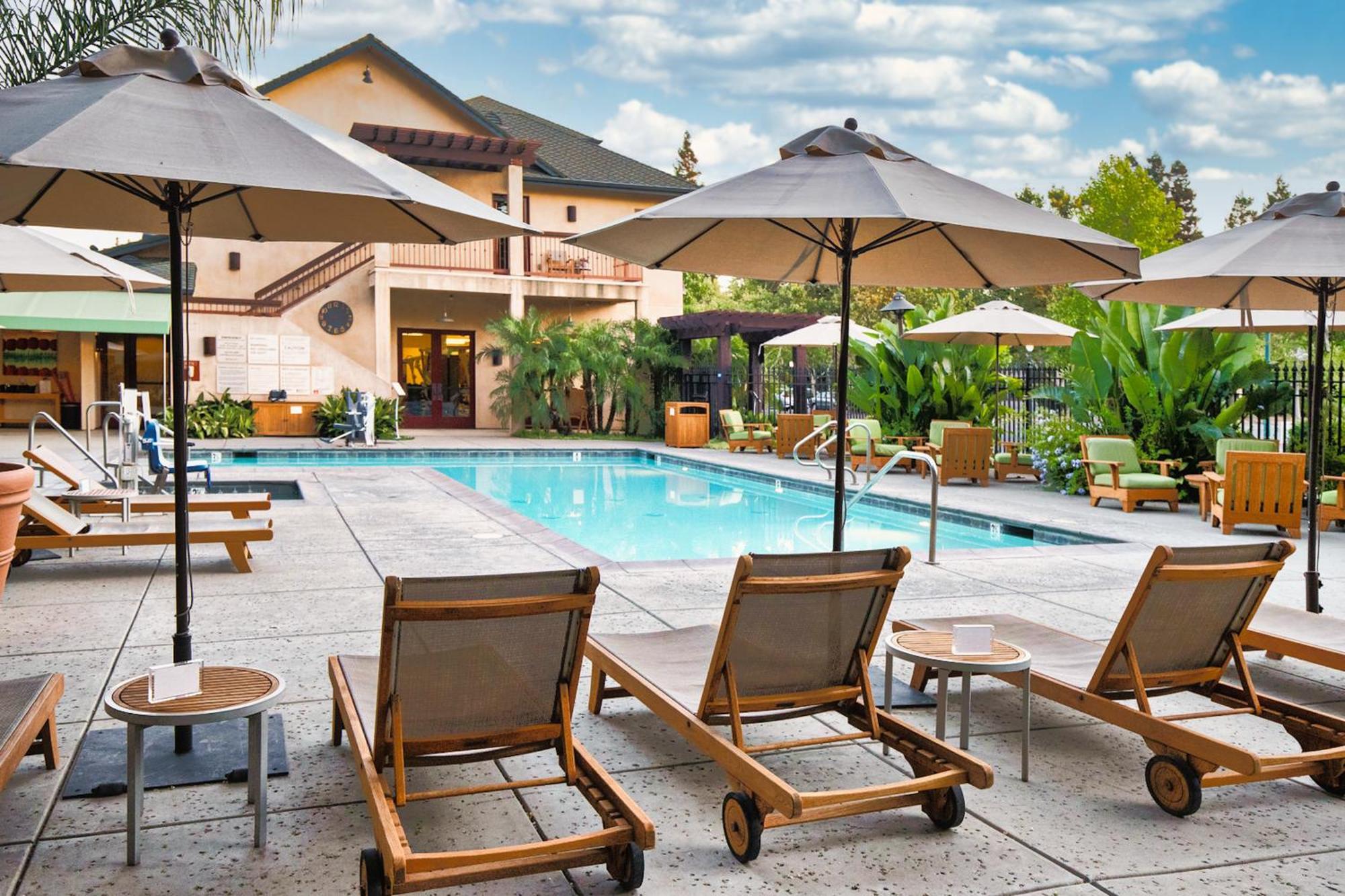 Wine & Roses Hotel Restaurant Spa Лодай Екстер'єр фото